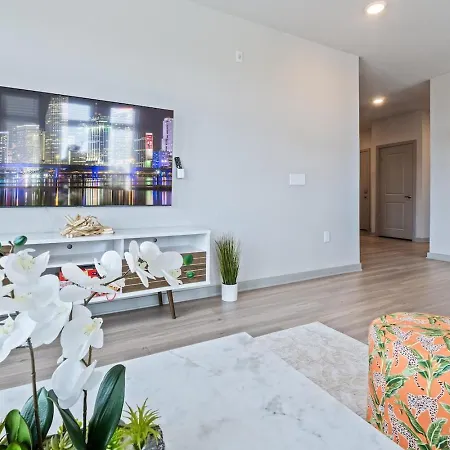 Central Avenue 2 Bed Mins From Tropicana Field St. Petersburg Exterior photo