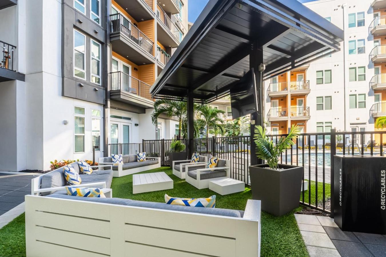 Apartment Avenue 2 Bed Mins From Tropicana Field St. Petersburg