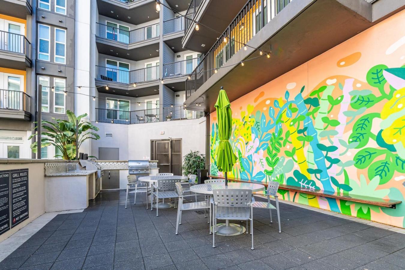 Avenue 2 Bed Mins From Tropicana Field St. Petersburg