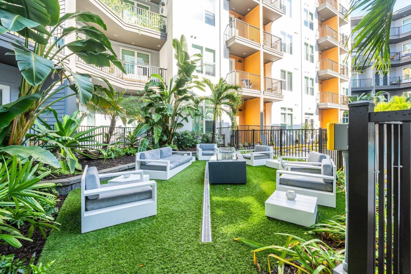 Apartment Avenue 2 Bed Mins From Tropicana Field St. Petersburg